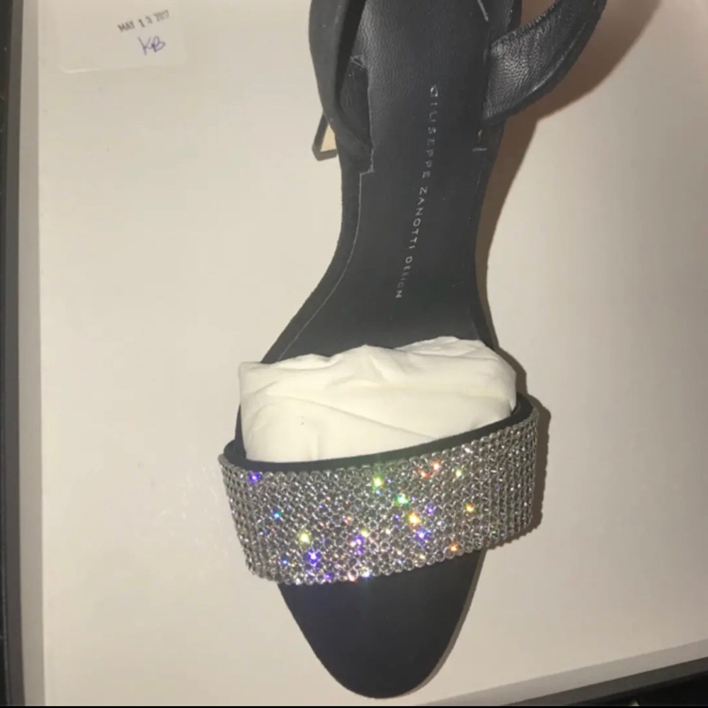 Guiseppe Zanotti Crystal-Embellished Slingbacks